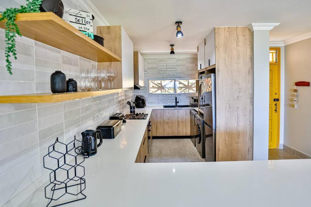 Apartmán Large Sea View, Walk To Eateries, Loadshed Free Ballito Exteriér fotografie